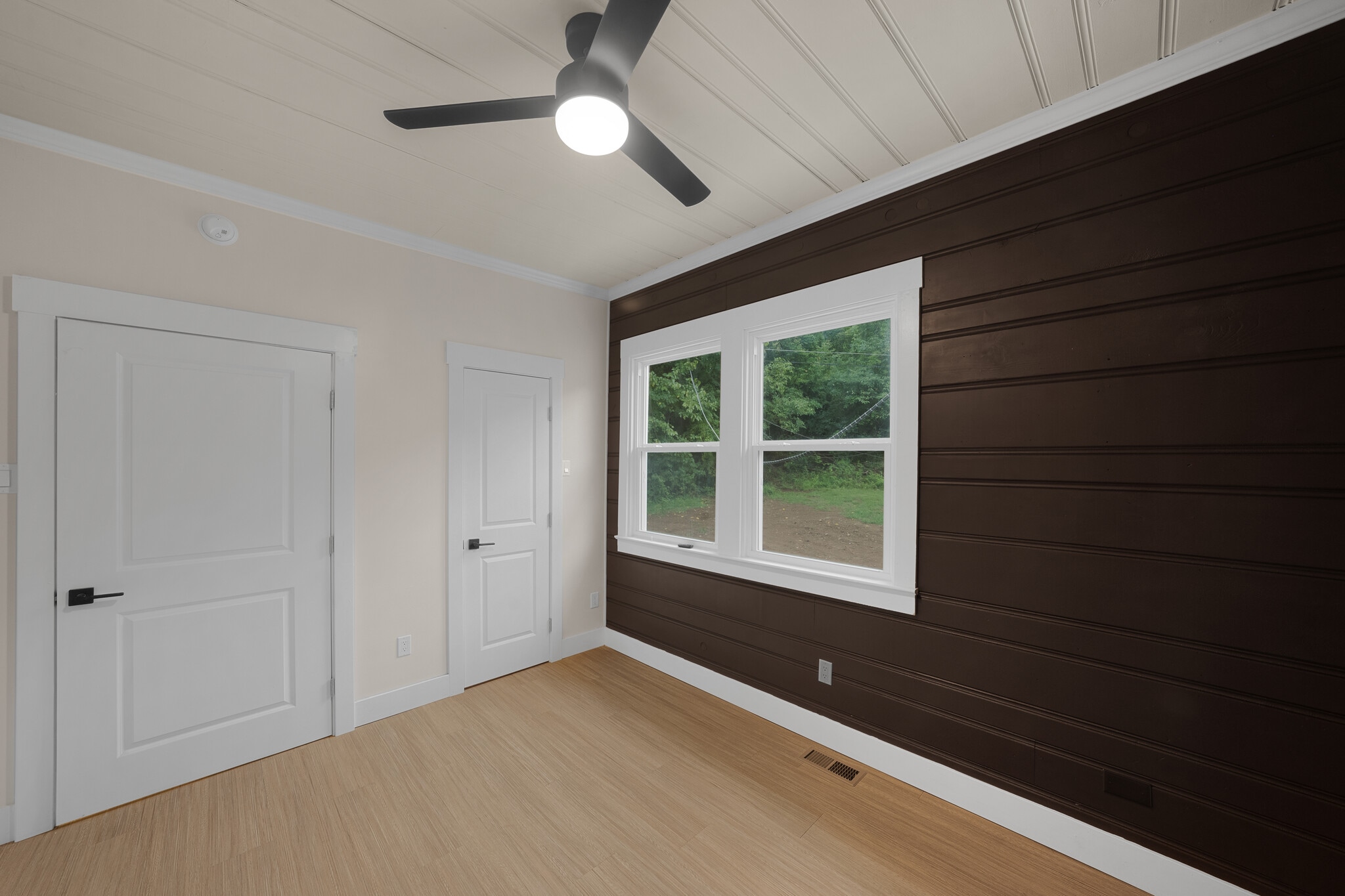 Building Photo - 71 Dreamland Park Dr