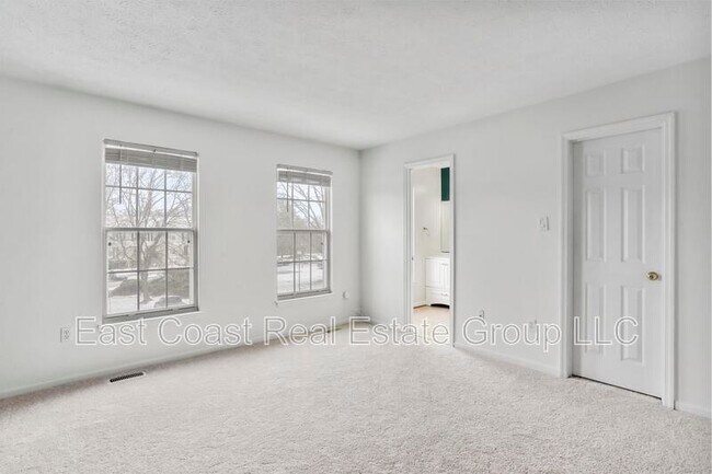 Building Photo - 5257 Earles Ct