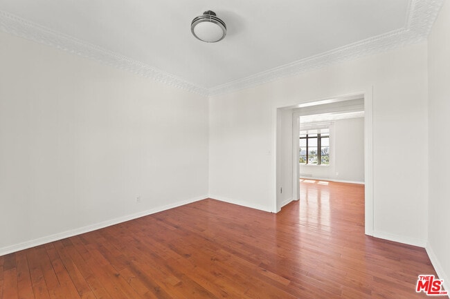 Building Photo - 1314 Hayworth Ave