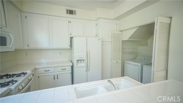 Building Photo - 30363 Pelican Bay Ln