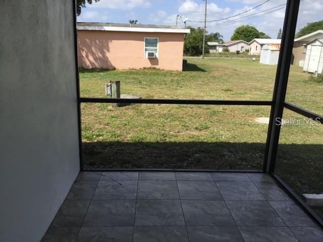 Building Photo - 27272 Sunnybrook Rd