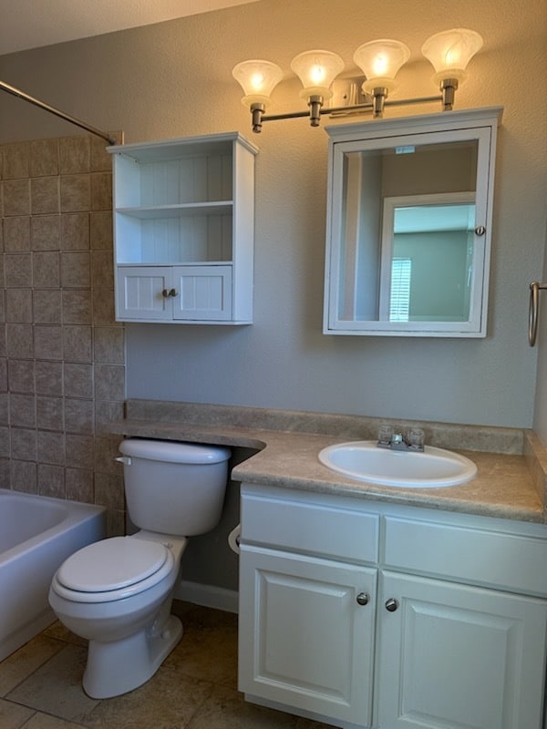 Building Photo - 4365 Crow Creek Dr