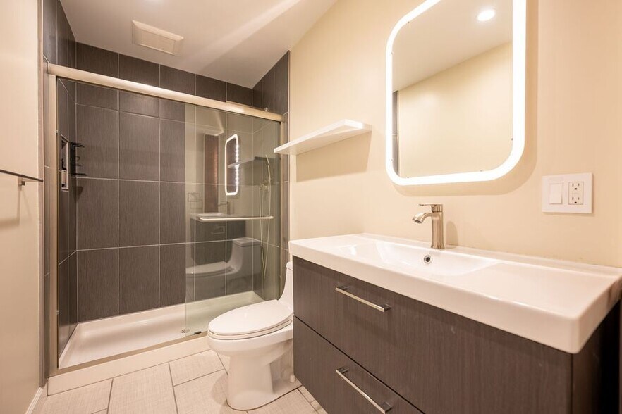 Bathroom - 30 Bernice St