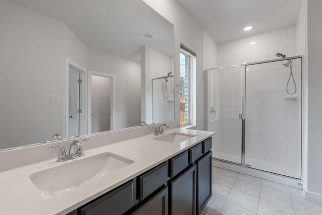 Building Photo - 8215 Prairie Rye Dr