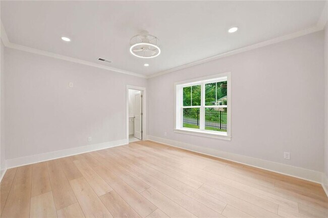 Building Photo - 1396 Old Magnolia Way