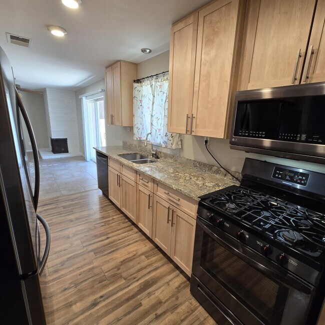 Building Photo - 11600 Atlantic City Ave NE