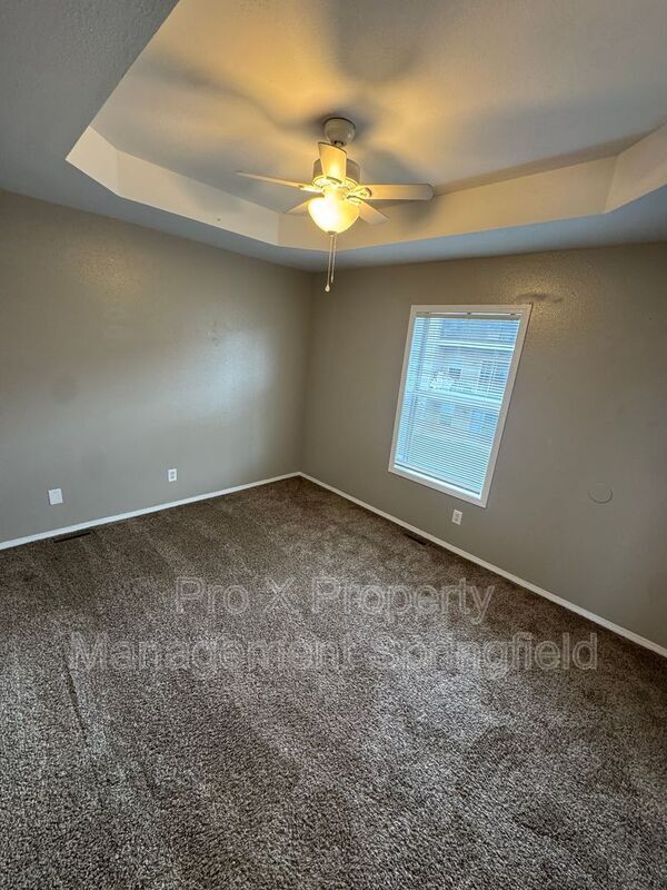 Building Photo - 4131 S Glenn Ave