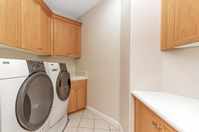 Building Photo - 5063 Winterfield Dr