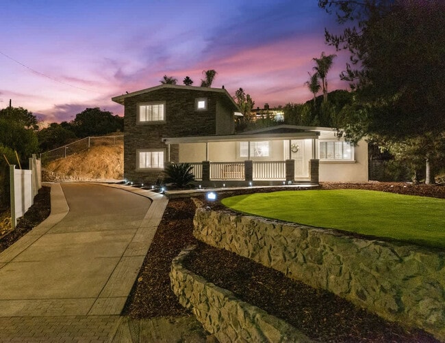 Building Photo - 10150 Sierra Madre Rd