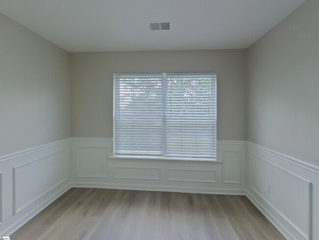 Building Photo - 117 Prairie Wolf Run