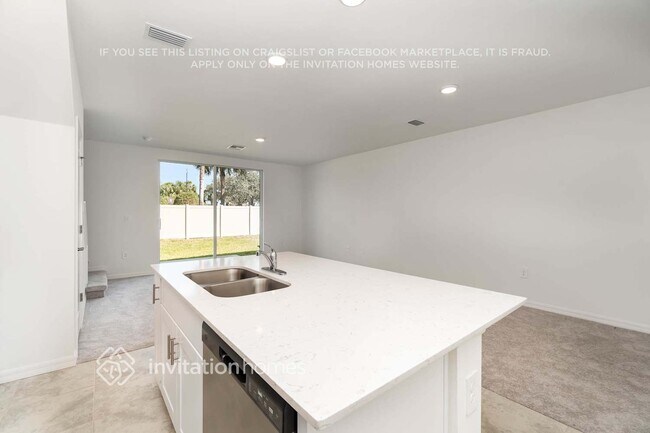 Building Photo - 9315 Cadence Ct