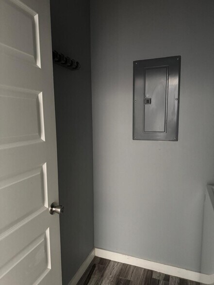Building Photo - 2117 Taxco Ct
