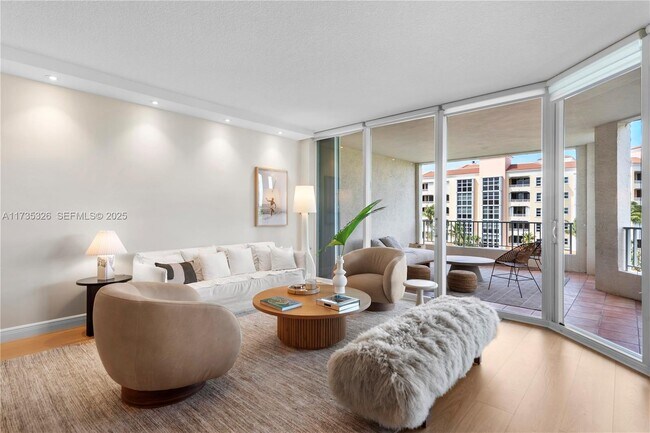 Building Photo - 705 Crandon Blvd