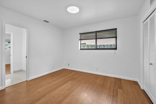 Building Photo - 3020 N 34th St