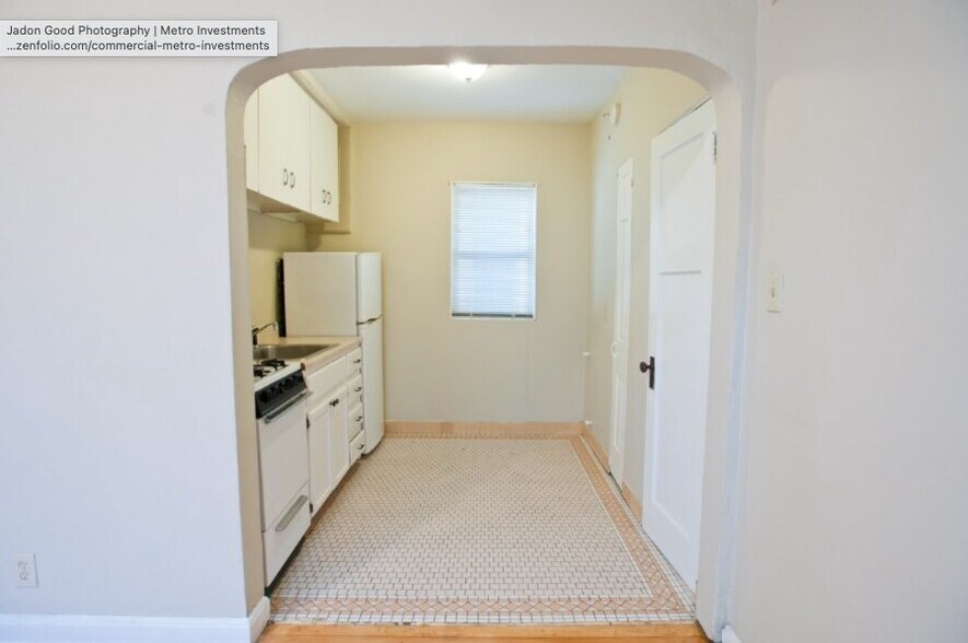 Building Photo - 1665 N Humboldt Ave