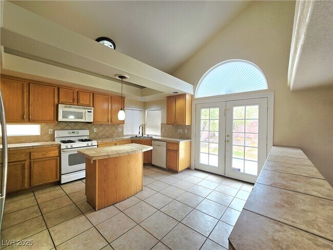 Building Photo - 7883 Salt Spray Ct