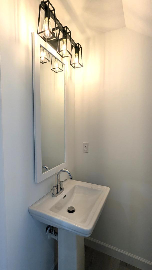 Building Photo - 2253 Papermill Rd