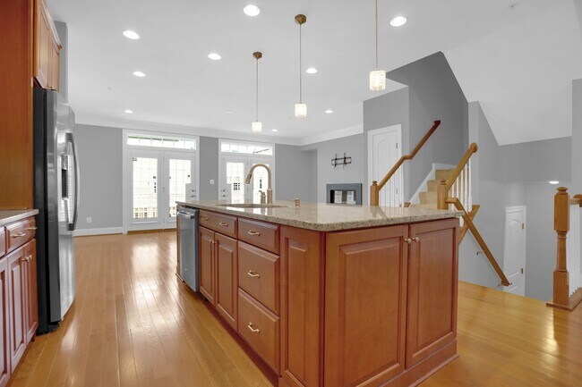 Building Photo - 8638 Westford Rd