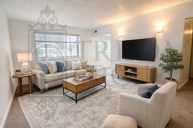 Building Photo - Move In Ready! North Hills School District, Parking, Updated 2 BR, Quartz Countertops, AC, Laundr...