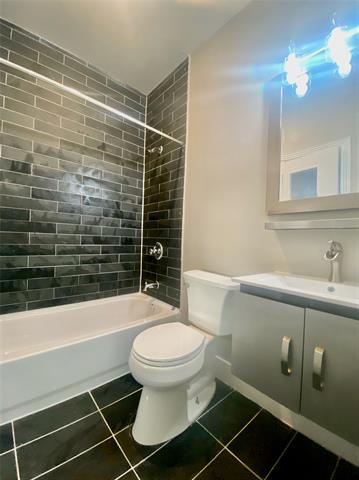 Building Photo - 1323 St Joseph St