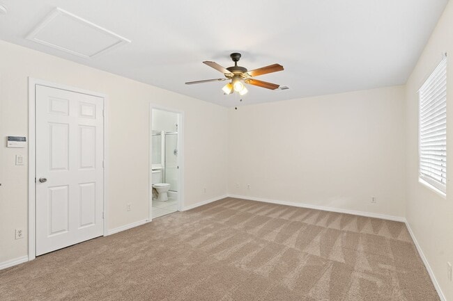 Building Photo - 7268 Vinca Rd