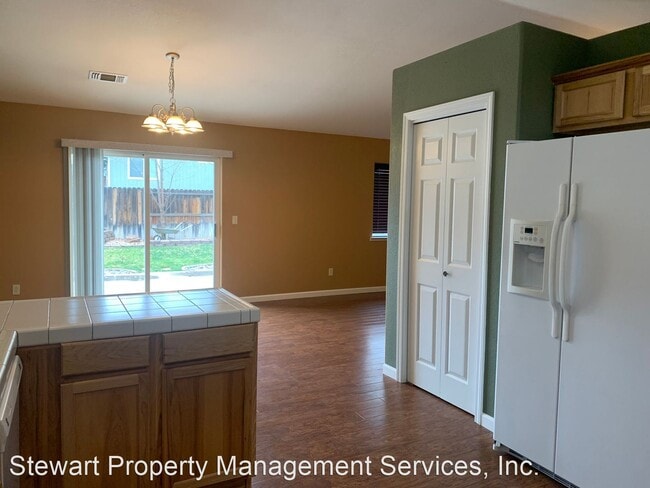 Building Photo - 3 br, 2 bath House - 7229 Ruth Drive