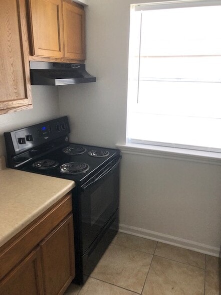 Kitchen 2 - 4340 Georgia Ave