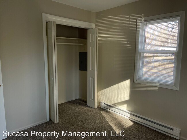 Building Photo - 2 br, 1 bath House - 2535 Rockwood Dr.