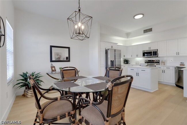 Building Photo - 451 Bayfront Pl