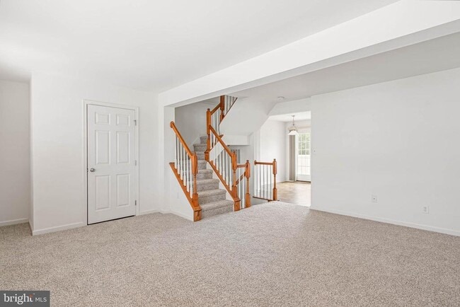 Building Photo - 26584 Raleigh Rd
