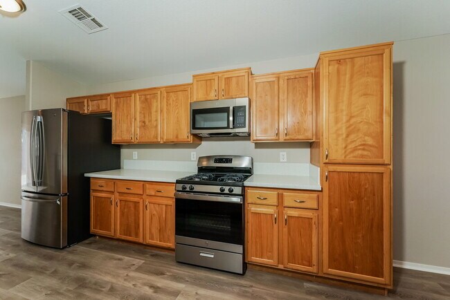 Building Photo - 4833 River Splash Ave