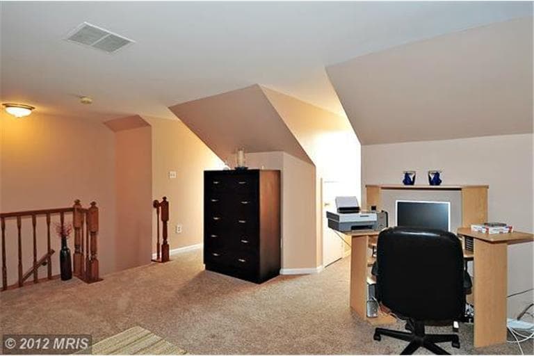 Building Photo - 4745 Columbia Rd