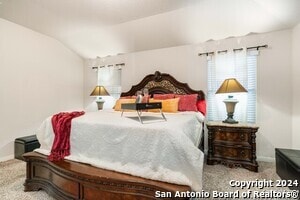 Building Photo - 100 Hunters Cp