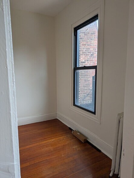 Building Photo - 509 Columbus Ave