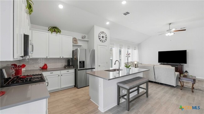 Building Photo - 968 Blue Oak Blvd