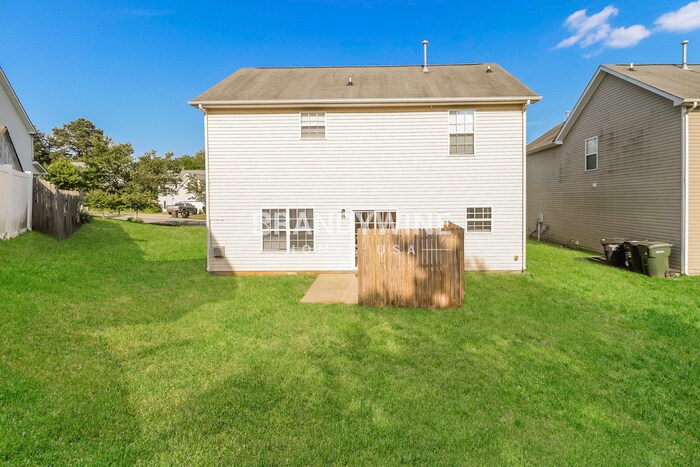 Building Photo - 3008 Clover Rd NW