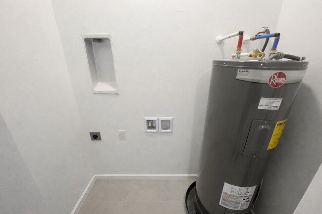 Building Photo - ONE OF A KIND! BRAND NEW 1 Bedroom-1 Bath