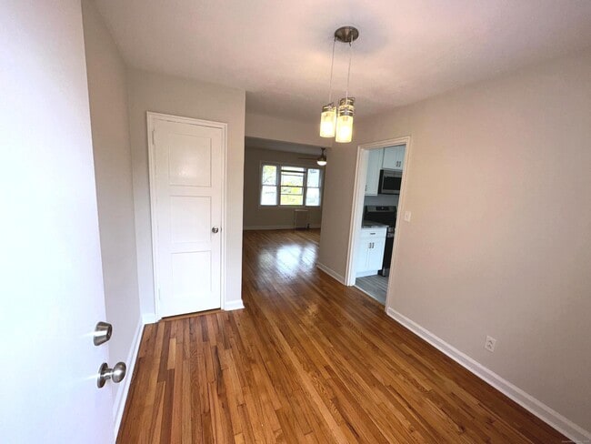 Building Photo - 29 Standish Rd