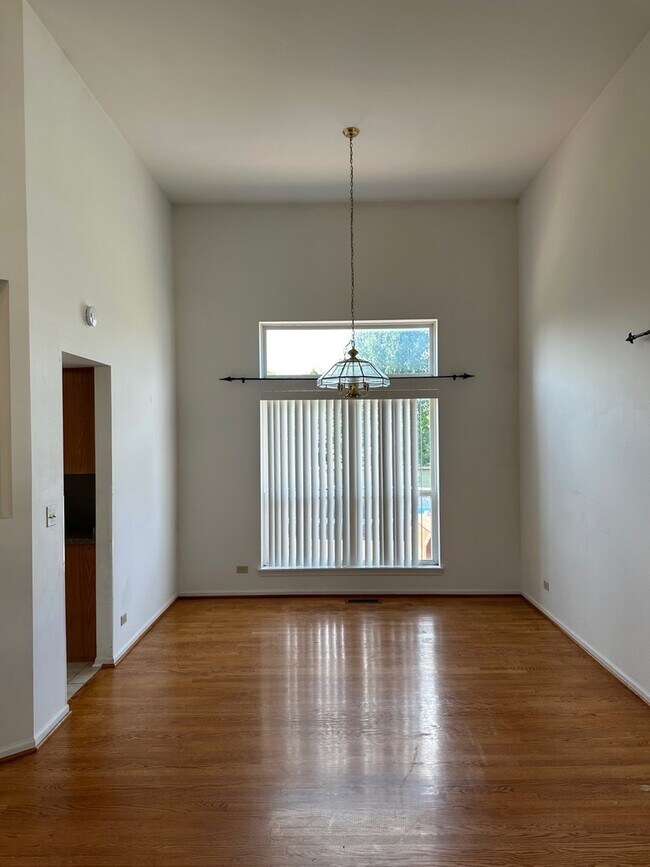 Building Photo - 1386 Almaden Ln