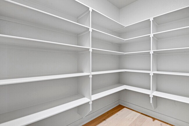 Building Photo - 20600 W 109th Ter