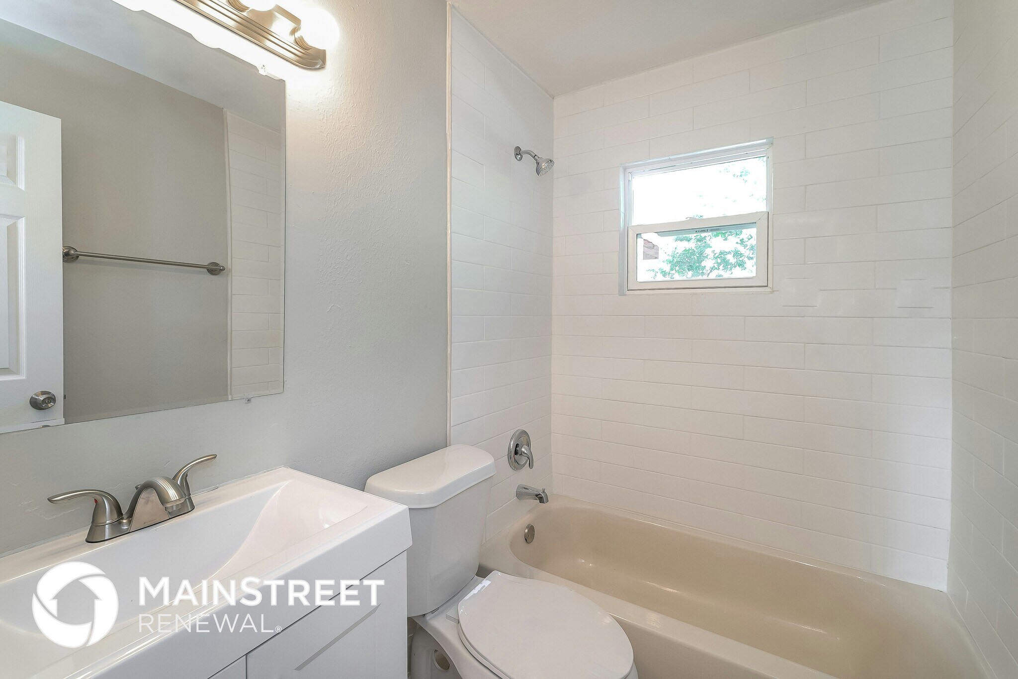 Building Photo - 4939 Lanette St