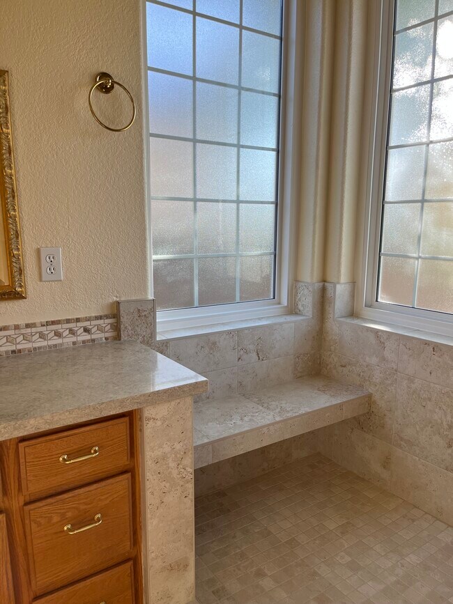 Building Photo - 2472 Chardonnay Dr