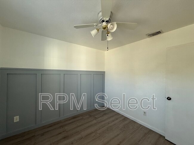 Building Photo - 8670 Sumerlin Ct