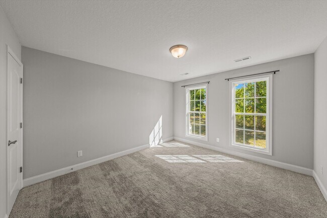 Building Photo - 1537 Old Andes Rd