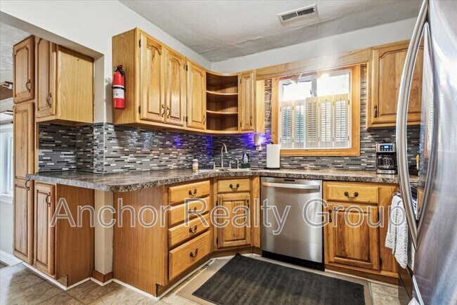 Building Photo - 1839 Edgewood Ave