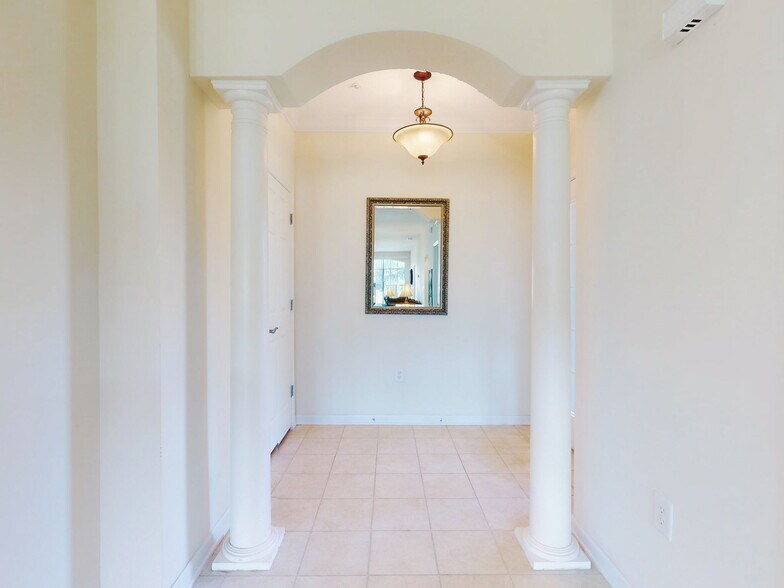 Building Photo - 1951 Turnbull Lakes Dr