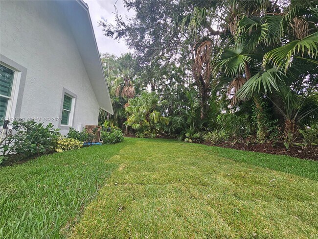 Building Photo - 4 Alford Ct