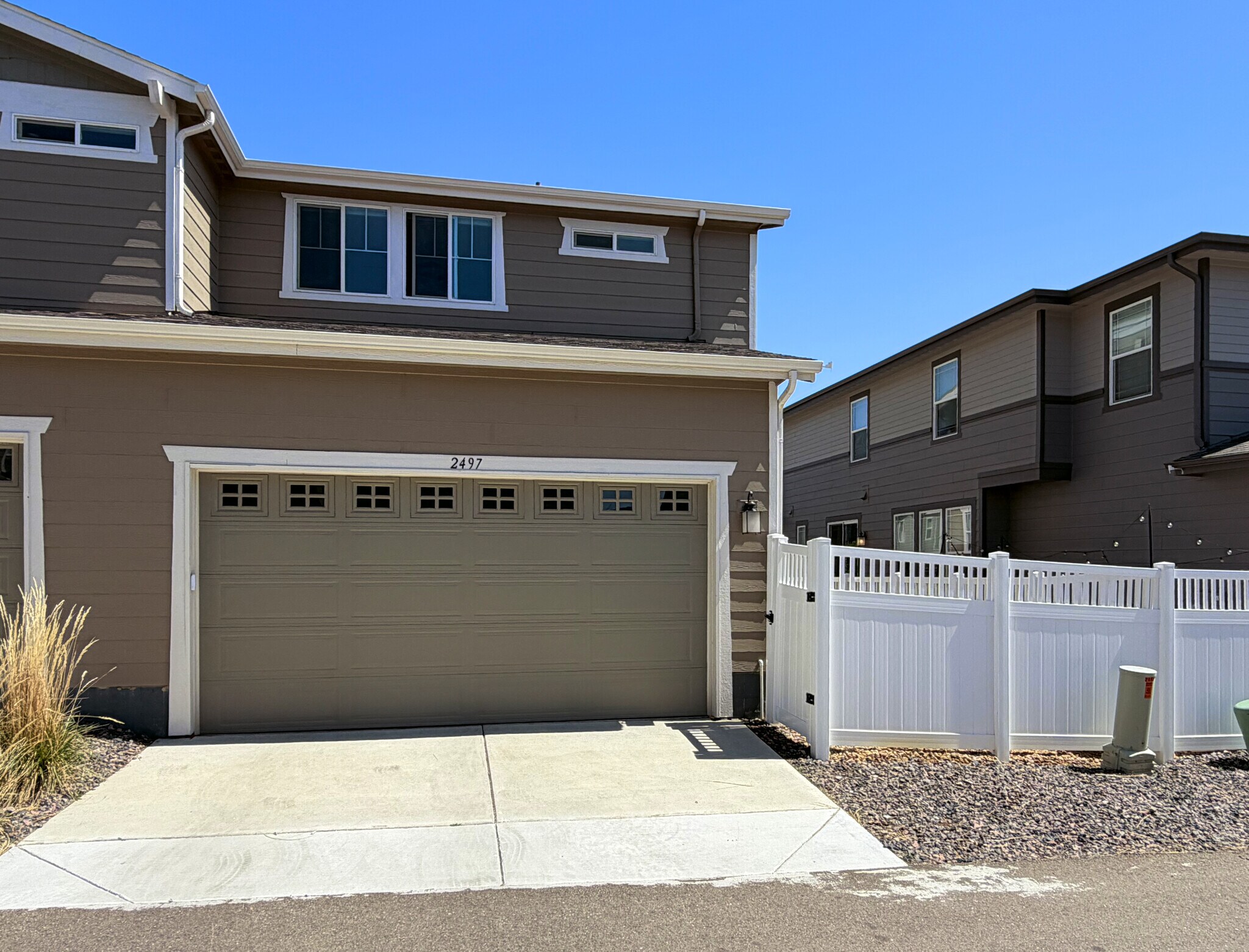 Building Photo - 2497 Winding Dr