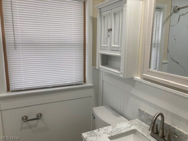 Building Photo - 310 N Mecca St