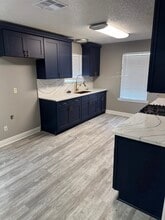 Building Photo - 7718 Reindeer St